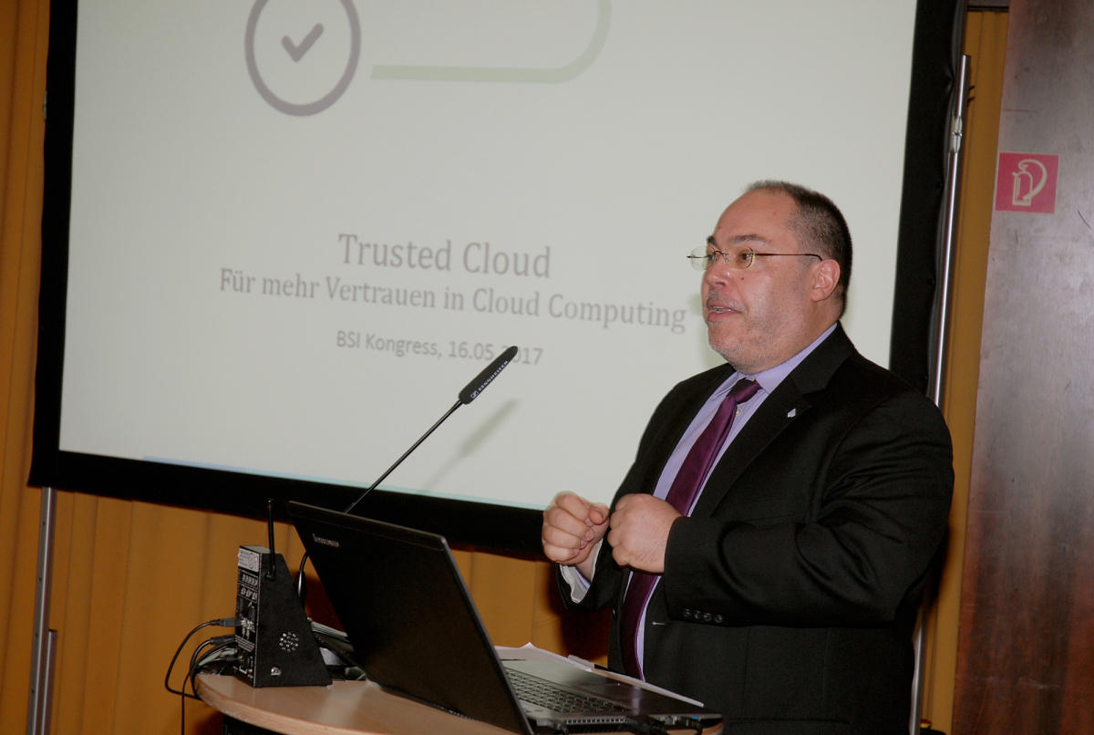 Stefan Schumacher, Vorstandsvorsitzender des Kompetenznetzwerks Trusted Cloud e.V. auf dem 15. Deutschen IT-Sicherheitskongress